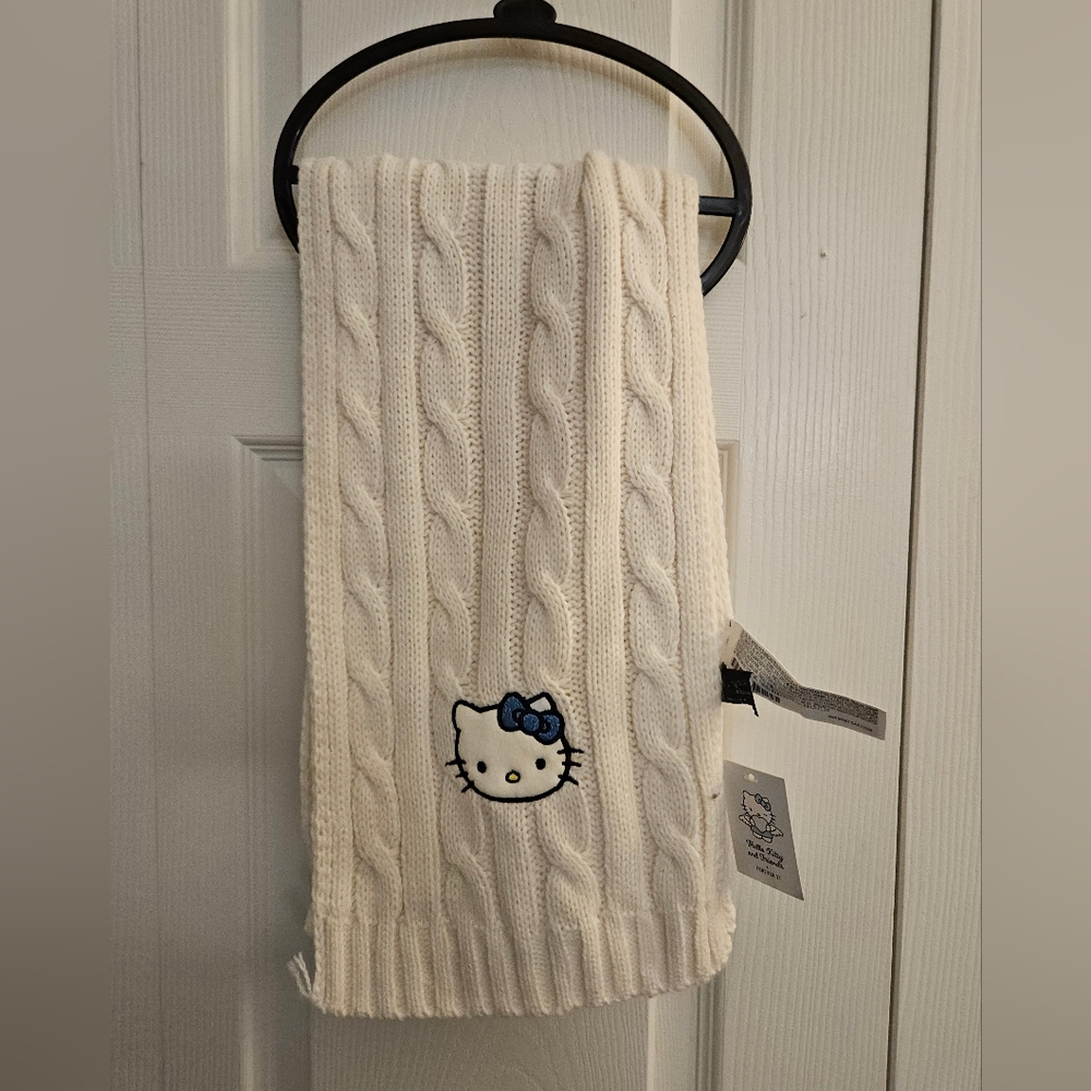 Hello Kitty White Cable Knit Scarf NWT